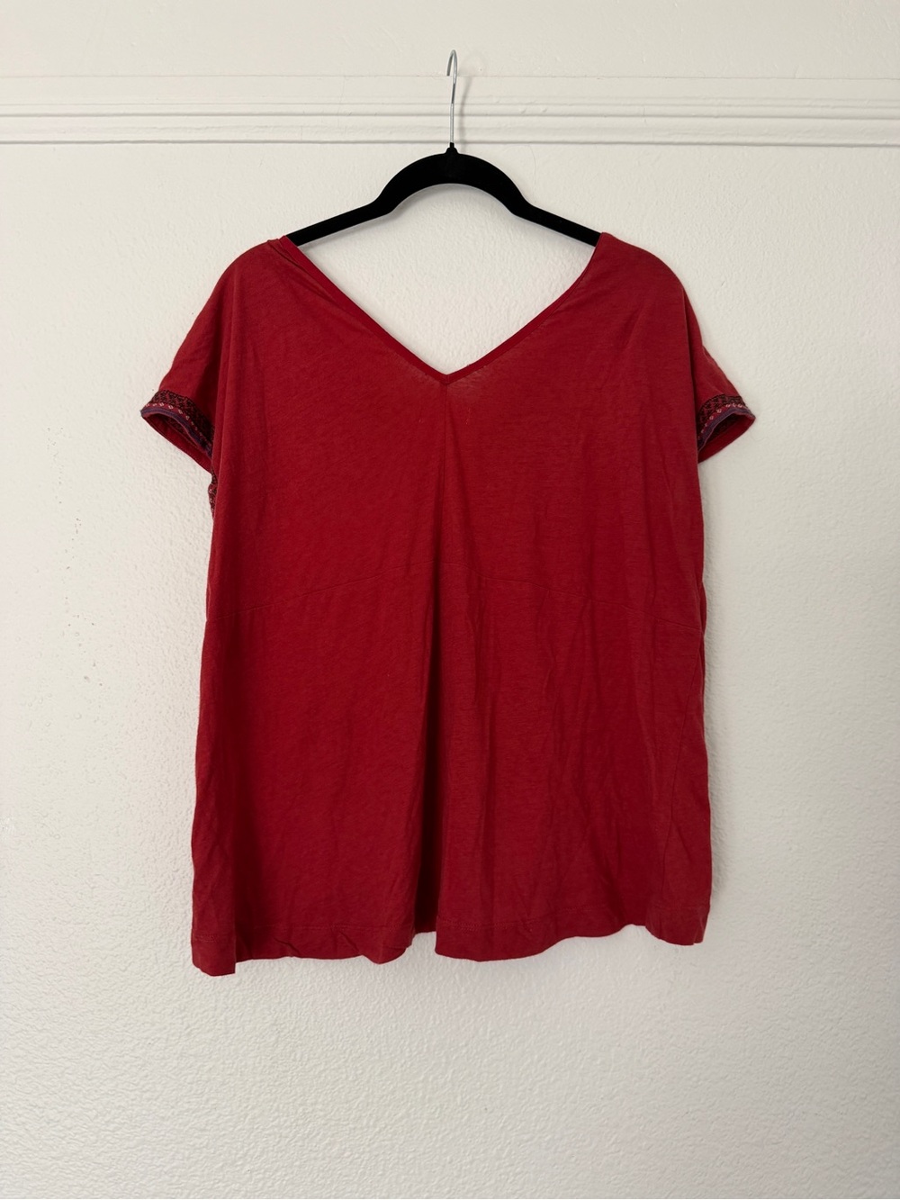 Madewell Red Embroidered V-Neck Women’s Tangier Tee Top - Picture 3 of 5